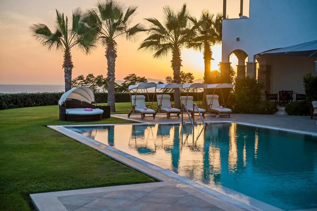 Xanadu Island Hotel Turgutreis